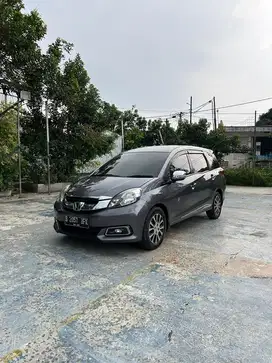 (Cash) Mobilio Prestige CVT 2016