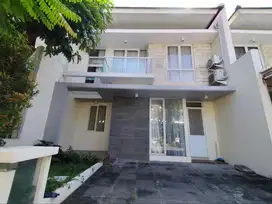 ROYAL RESIDENCE Furnish ‼️Rumah 2 Lantai dekat Raya Wiyung One Gate