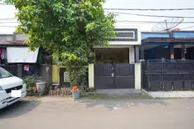 Rumah Minimalis 10 Menit ke Gerbang Tol BSD Barat 1 Bisa KPR J-22206