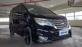 TDP Rendah Nissan Serena 2.0 Bensin-AT 2014 Hitam CSIQB