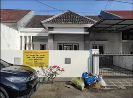 Rumah Besar Bagus dan Murah, Siap Huni, Puri Indah, Sidoarjo Kota