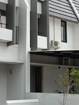 Hinata living rumah exclusive modern.