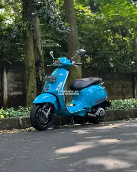 JUAL MURAH VESPA SPRINT S 150 iGET ABS FACELIFT 2021 MULUS
