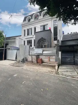 Rumah Mewah 4 Lantai di Kebayoran Baru – Super Elite & Elegan