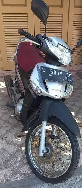 Supra X tahun 2005