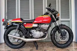 Suzuki GT 250 Twin 2Tak
