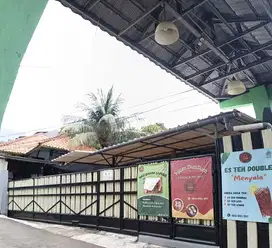 Rumah dipakai Usaha di Jl Tj Barat Lama Jagakarsa Jaksel