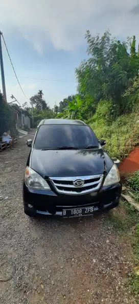 Daihatsu Xenia 2011 Bensin