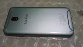 Samsung galaxy J7 pro 4G 3/32 layar 5.5 inchi normal tt/barter