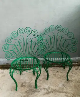Kursi taman besi jadul