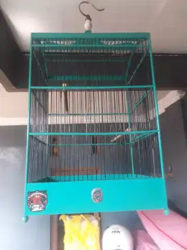 Aneka macam sangkar burung