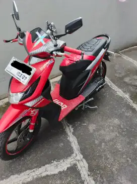Beat karbu spesial( motor kesayangan) PLAT H