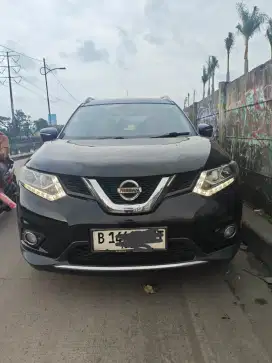 Dijual Nissan X-trail 2.5 At