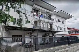 Jual Cepat Rumah Kost Hoek Johar Baru 335m 38KT SHM Pinggir Jalan