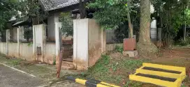 Dijual Cepat  tanah dan bangunan lama di daerah BSD