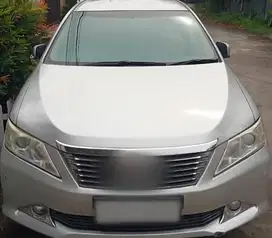 Dijual cepat mobil sedan mewah:   Toyota Camry 2.5 G AT  Tahun 201