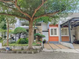 Rumah Hadap Taman di Rancamaya Golf Bogor