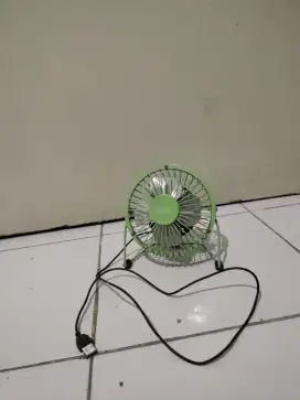 Kipas Angin Mini USB