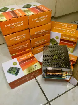 POWER SUPPLY Travo Adaptor 12V 5A merk BOSSECOM