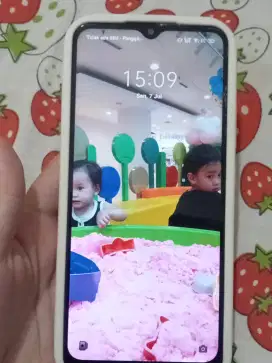 Jual realme c11 ram 2 minus ada retak dikit di foto yaa