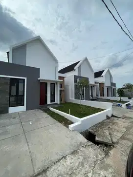 Disewakan Rumah Di Komplek PALM HILL PALEMBANG(Belakang CGC PALEMBANG)