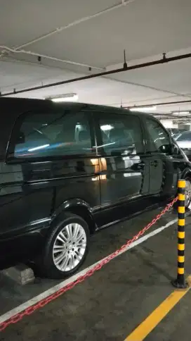 Mercedes Benz V350 At 2010