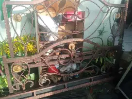 Ranjang besi 200 x 160