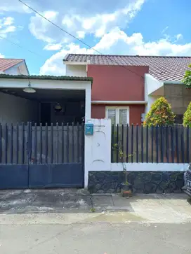 Rumah LT 180 SHM Strategis 11 Mnt ke Bintaro Jaya Xchange Mall J-32839