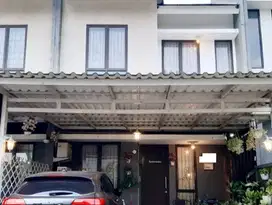 Rumah SHM 5 Mnt ke The Breeze BSD City Siap Huni Dibantu KPR J-23387