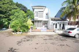 Rumah Hadap Timur LT 122 dekat Living World Alam Sutera J-22518