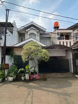 Rumah dekat mall  dan RS di villa galaxy bekasi