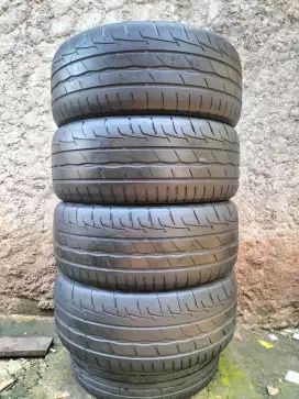 BAN 235/50 R18 BRIDGESTONE POTENZA ADRENALIN RE003