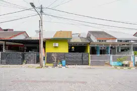 Jual Rumah 2 Lantai SHM 9 Menit ke Pamulang Square Hadap Timur J-19805