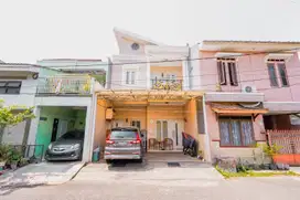 Rumah 3 KT Selangkah ke Mall Paradise Walk Serpong Siap Huni J-25111