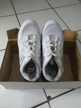 Jual sepatu wanita size 38 merek PRO ATT