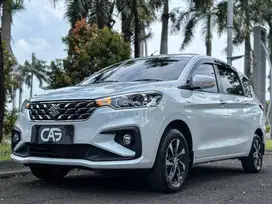 Ertiga GX Hybrid AT 2022/Ertiga GX Hybrid putih matic automatic 2022