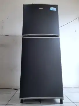 kulkas AQUA 2 PINTU