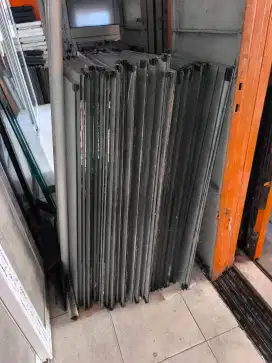 Kaca Sterling pintu bekas murah