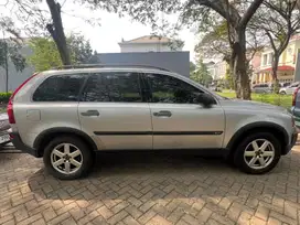 Dijual Volvo XC 90 Tahun 2003 Automatic
