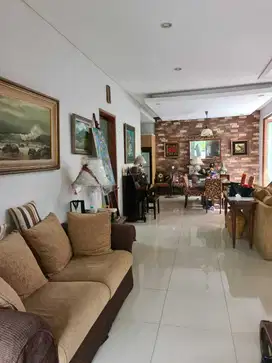Dijual Murah Rumah Cantik Semi Furnished dlm Cluster di Bintaro 12695