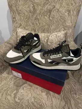 Reebok classic RUNNING
