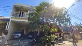 DIJUAL 2 RUMAH TEMBUS GARASI