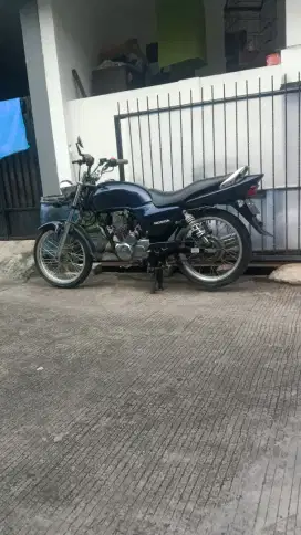 Honda mega pro 2005