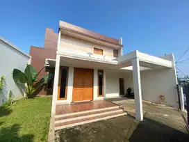 Lebak bulus cirendeu luas 225 belakang villa cinere mas