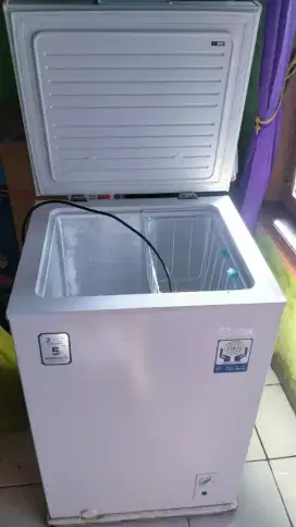 Freezer midea hs 129C (100 liter)