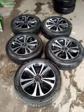 Velg original terios ring 17 plus ban good kondisi