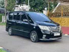 Nissan Serena HWS Panoramic AT 2013 Hitam  NEGO SAMPE JADI