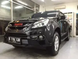 Isuzu mu X Diesel 4x2 AT Premiere Gen 1 2017