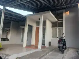 Disewakan rumah dgn prabot di Perumahan casa de viola Grand Kawanua