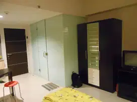 Jeffry- Disewakan Apartment di PETRA SQUARE , Wonocolo , Surabaya